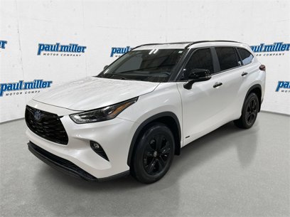 Used 2024 Toyota Highlander XLE