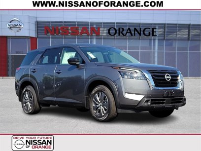 New 2025 Nissan Pathfinder S
