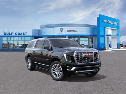 New 2025 GMC Yukon XL Denali w/ Sun & Power Step Package