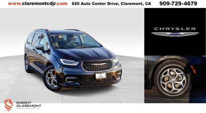 Used 2022 Chrysler Pacifica Limited