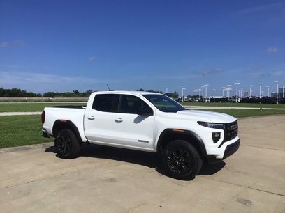 Used 2024 GMC Canyon Elevation