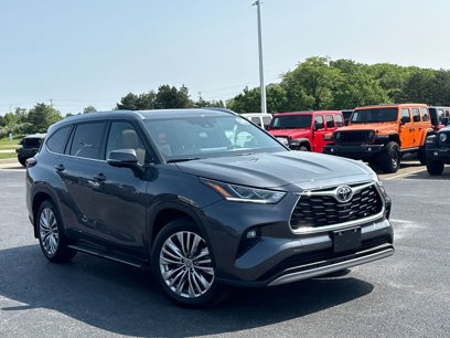 Used 2024 Toyota Highlander Limited