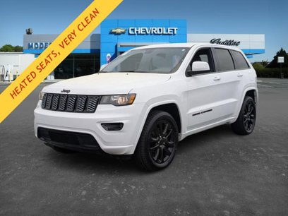 Used 2020 Jeep Grand Cherokee Altitude