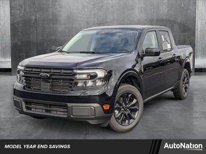 New 2024 Ford Maverick Lariat w/ Black Appearance Package