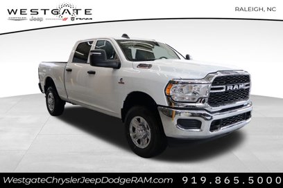 New 2024 RAM 2500 Tradesman w/ Chrome Appearance Group