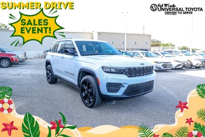 Used 2023 Jeep Grand Cherokee Altitude