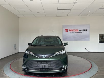 Used 2021 Toyota Sienna XLE w/ XLE Plus Package