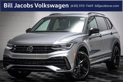 New 2024 Volkswagen Tiguan SE R-Line