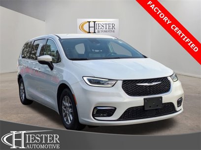 Certified 2023 Chrysler Pacifica Touring-L