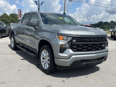 New 2025 Chevrolet Silverado 1500 Custom