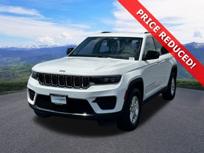 Used 2023 Jeep Grand Cherokee Laredo