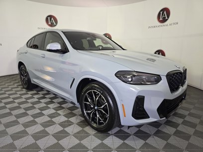 New 2025 BMW X4 xDrive30i w/ Premium Package