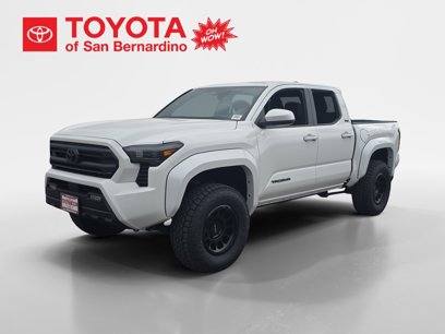 New 2025 Toyota Tacoma SR5