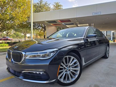 Used 2016 BMW 750i w/ Executive Package 2