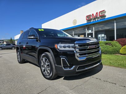 Used 2023 GMC Acadia SLE w/ Driver Convenience Package