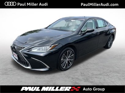 Used 2025 Lexus ES 350 w/ Premium Package