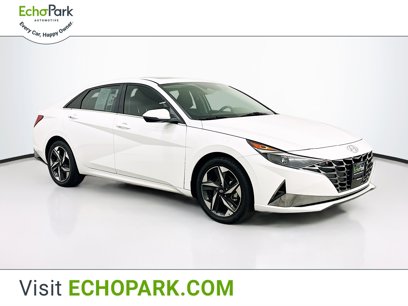 Used 2021 Hyundai Elantra SEL w/ Convenience + Premium Package