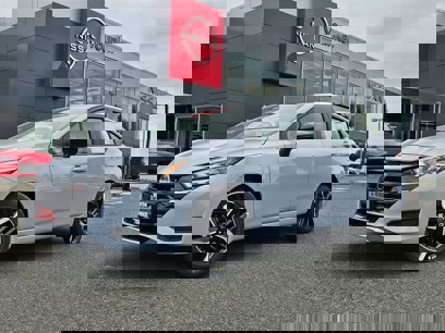 New 2025 Nissan Versa SR
