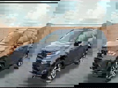 New 2024 Land Rover Discovery Sport Dynamic SE