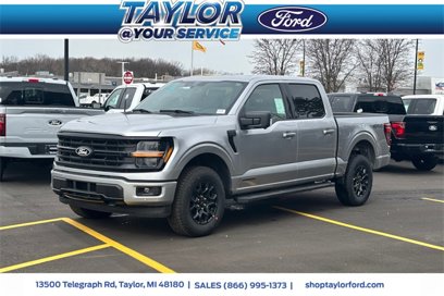 New 2025 Ford F150 XLT w/ Equipment Group 302A MID