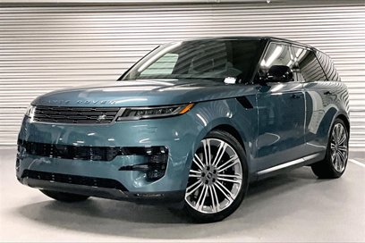New 2025 Land Rover Range Rover Sport SE