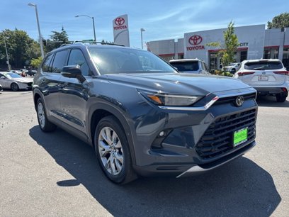New 2025 Toyota Grand Highlander FWD