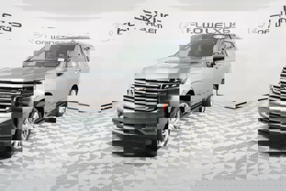 Used 2024 Chevrolet Tahoe High Country w/ Premium Package 2