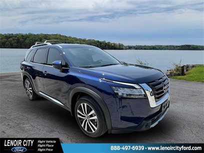 Used 2024 Nissan Pathfinder Platinum