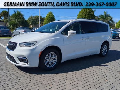 Used 2021 Chrysler Pacifica Touring-L w/ Premium & Safety Sphere Group