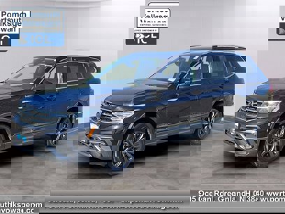 Certified 2022 Volkswagen Tiguan SE w/ Panoramic Sunroof Package