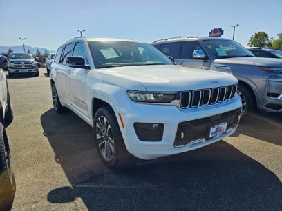 Used 2024 Jeep Grand Cherokee L Overland w/ Trailer Tow Package