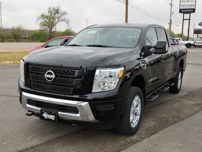 Used 2024 Nissan Titan SV w/ SV Convenience Package