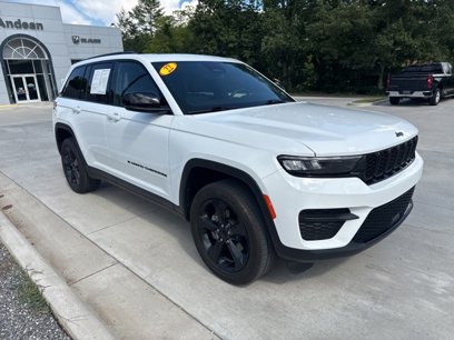 Used 2022 Jeep Grand Cherokee Altitude