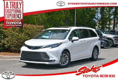 Certified 2024 Toyota Sienna XLE