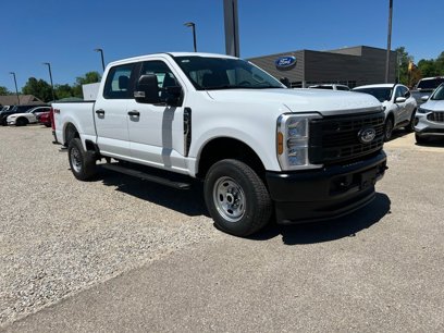 New 2025 Ford F250 XL w/ FX4 Off-Road Package