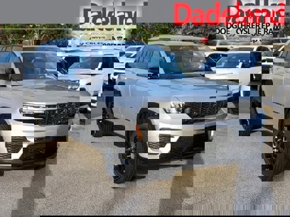 New 2024 Jeep Grand Cherokee Altitude