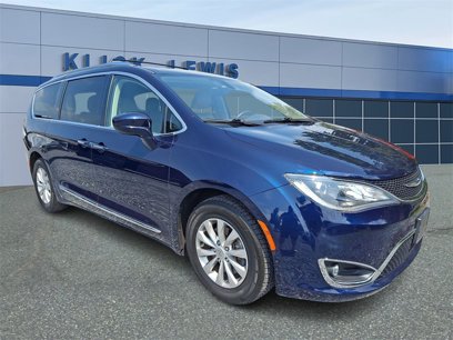 Used 2018 Chrysler Pacifica Touring-L