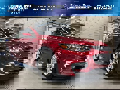 Used 2017 Chevrolet Malibu Hybrid w/ Leather Package