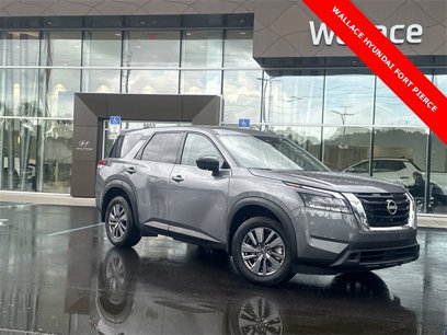 Used 2024 Nissan Pathfinder S