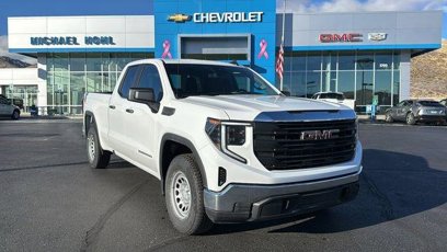 New 2025 GMC Sierra 1500 Pro w/ Pro Value Package