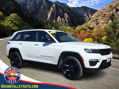 Used 2023 Jeep Grand Cherokee Limited w/ Black Appearance Package