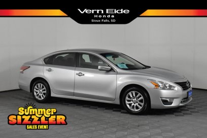 Used 2015 Nissan Altima 2.5 S w/ Display Audio Package