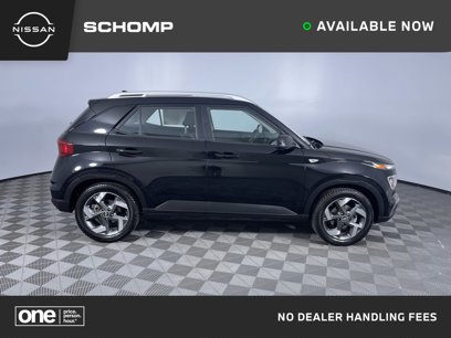 Used 2022 Hyundai Venue SEL w/ Cargo Package