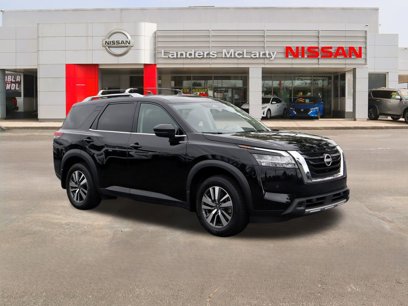 Used 2024 Nissan Pathfinder SL