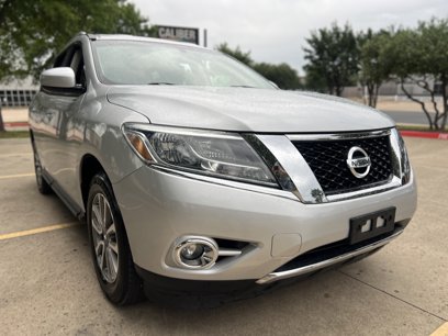 Used 2015 Nissan Pathfinder SV