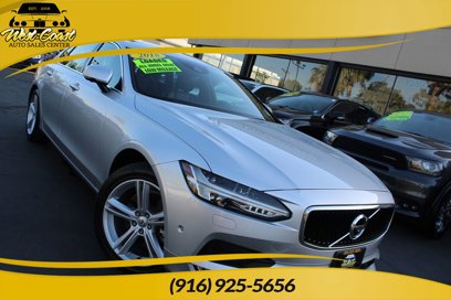 Used 2018 Volvo S90 T5 Momentum