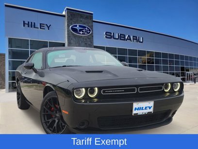 Used 2017 Dodge Challenger SXT