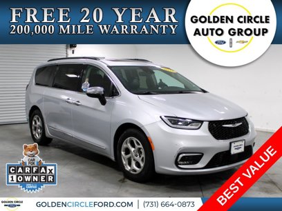 Used 2023 Chrysler Pacifica Limited