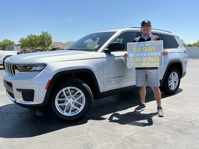 Used 2023 Jeep Grand Cherokee L Laredo