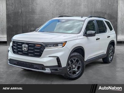 New 2025 Honda Pilot TrailSport
